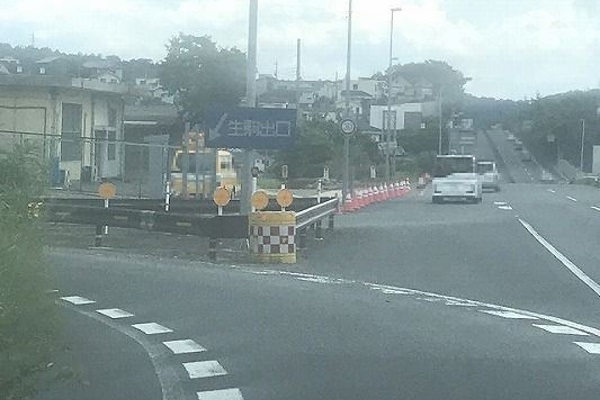 阪奈道路大阪方面より生駒出口左折